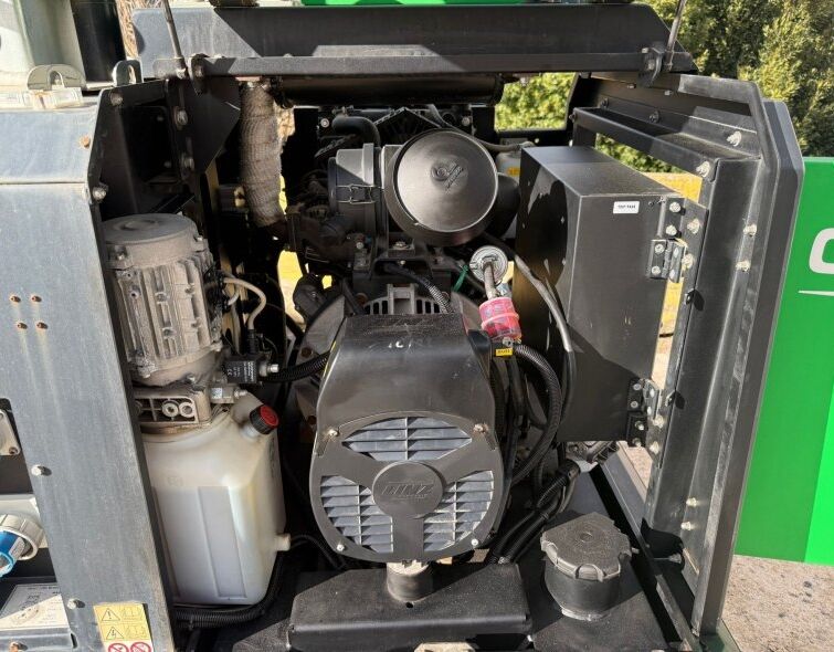 GENERAC MOBILE V20 LIGHTING TOWER